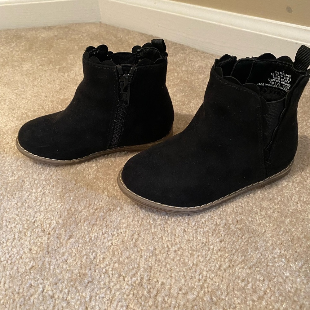 Baby Gap Size 7 Black Suede Boots